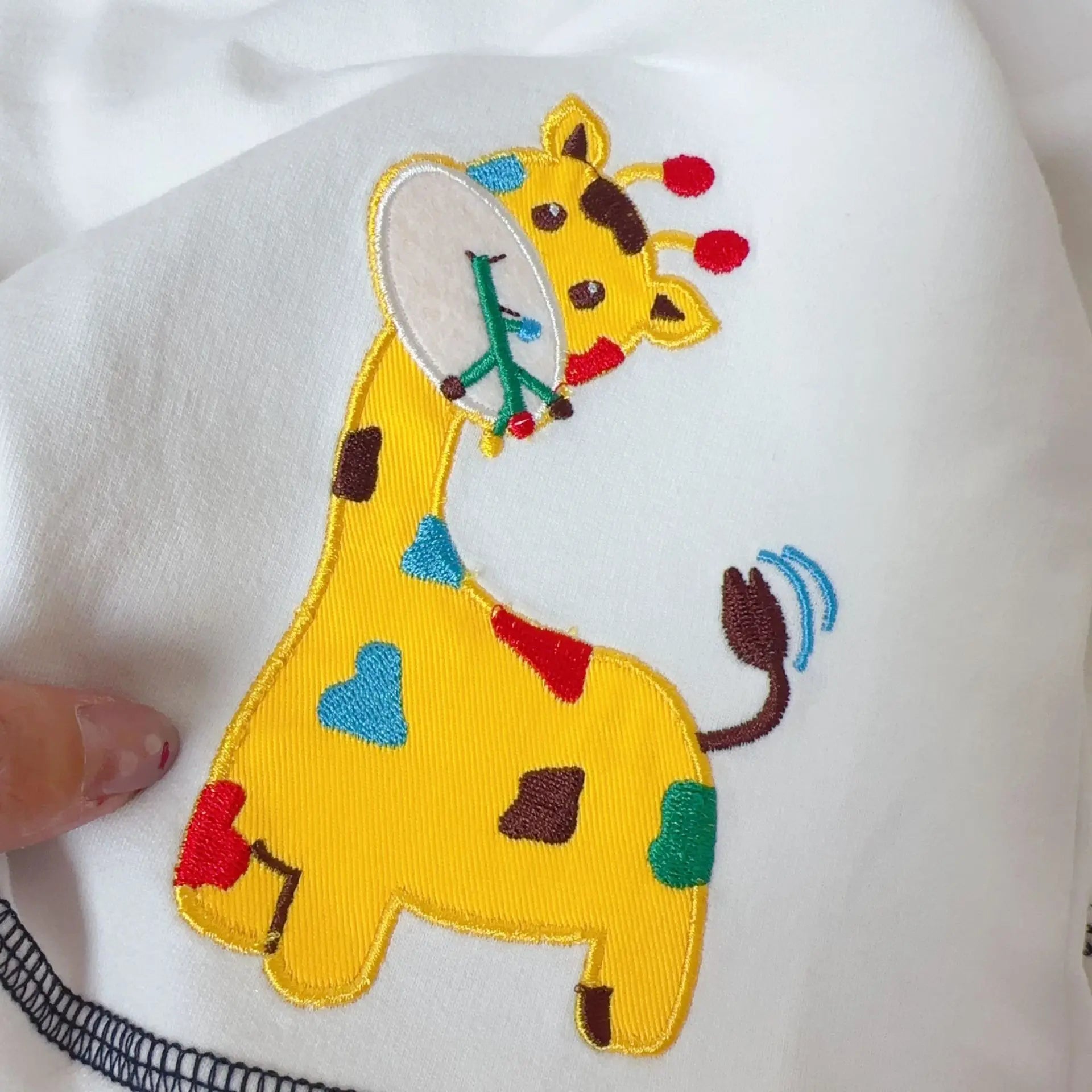 Toddler Boys Cotton Hoodie – Cute Cartoon Giraffe Embroidered Sweatshirt
